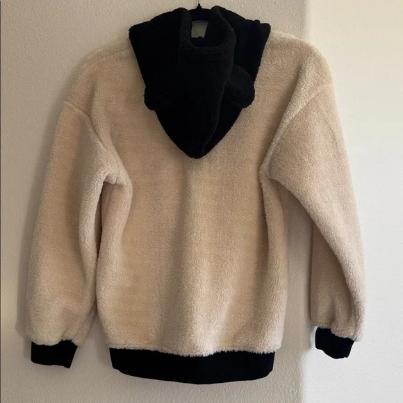 Forever 21 x Disney Black and Cream Hoodie with Ears 🖤 - Picture 3 of 9